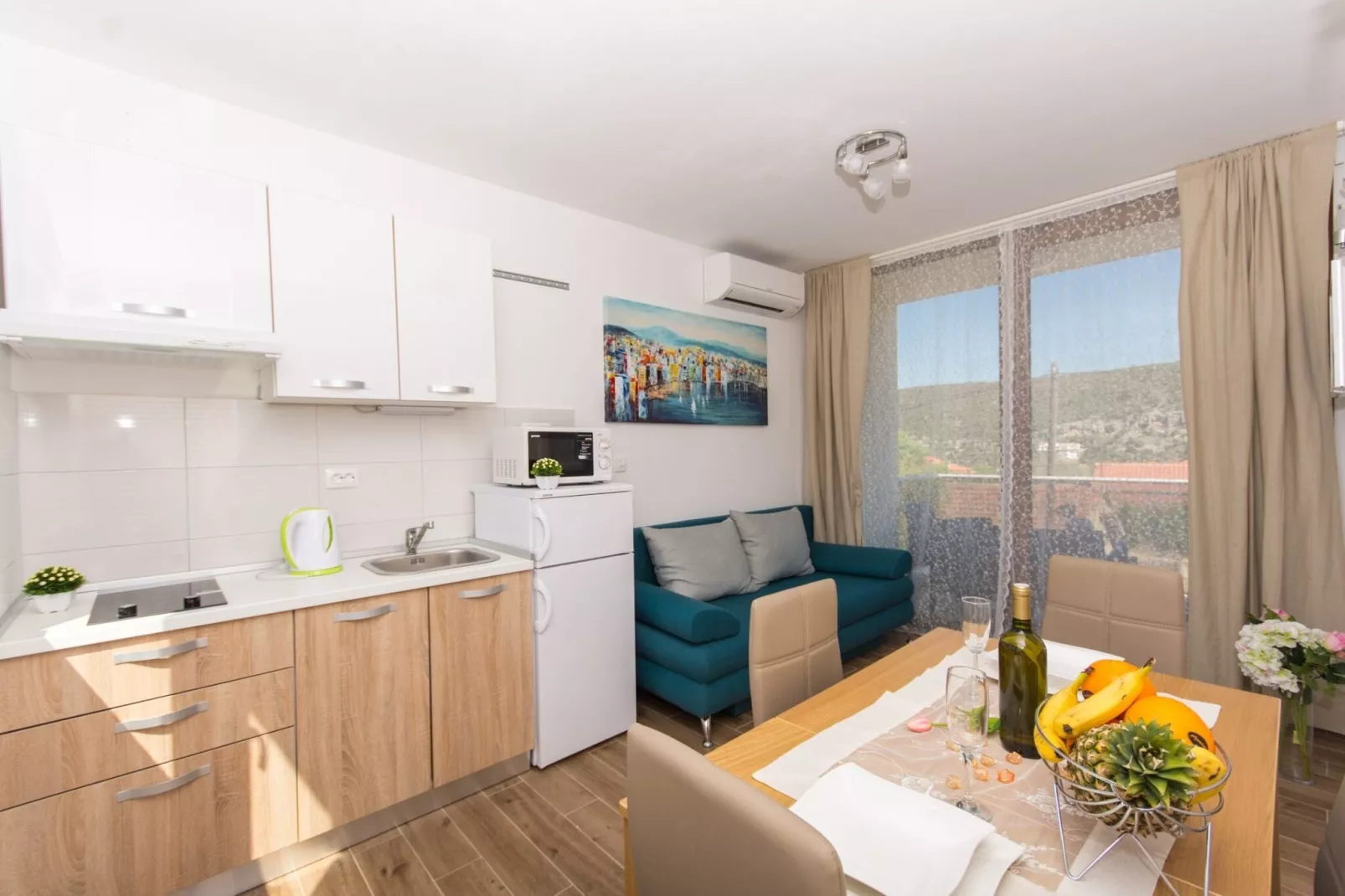Villa LA - Comfort One-Bedroom Apartment with Terrace and Sea View-Küche