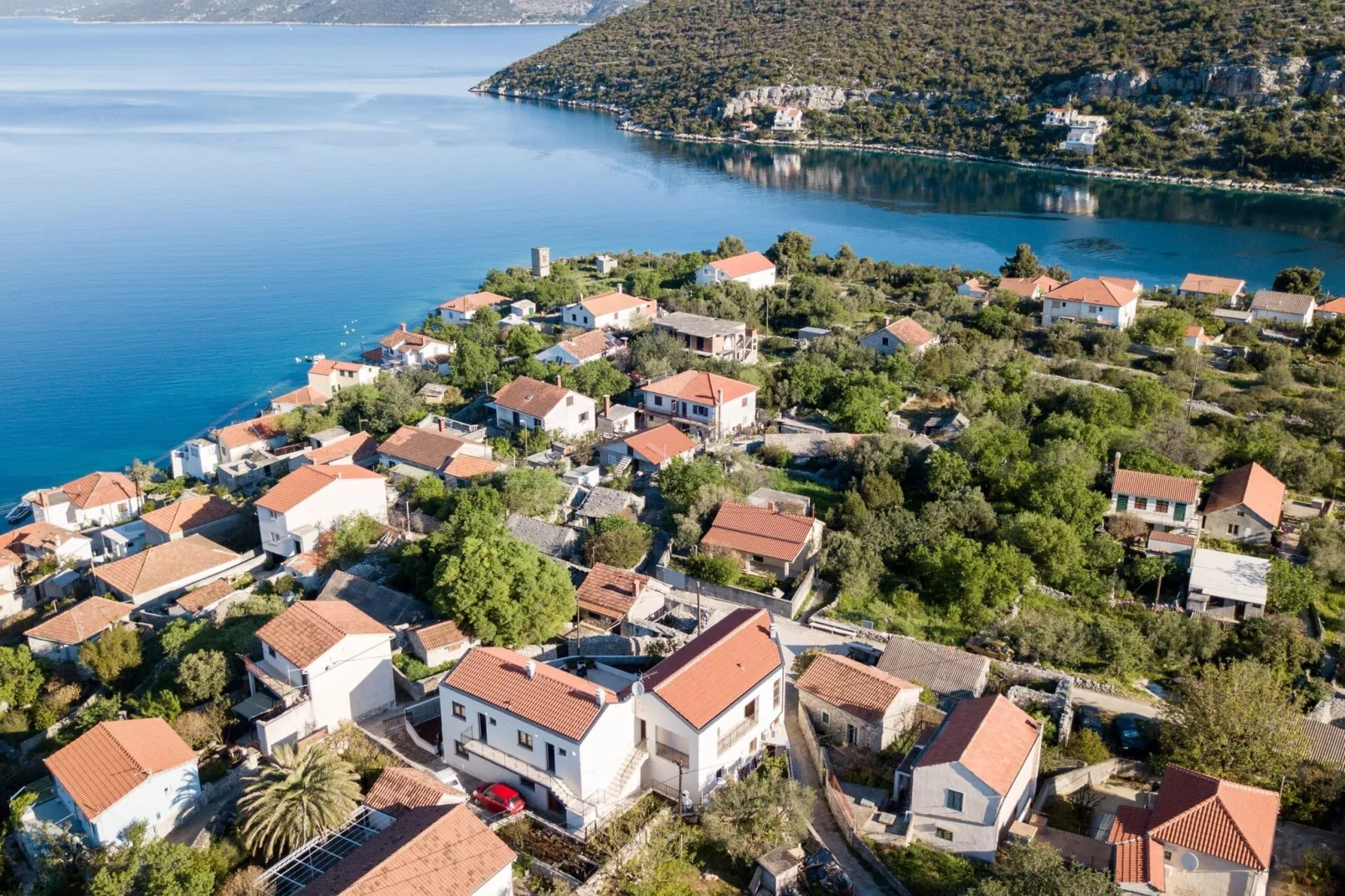 Villa LA - Comfort One-Bedroom Apartment with Terrace and Sea View-Aussicht