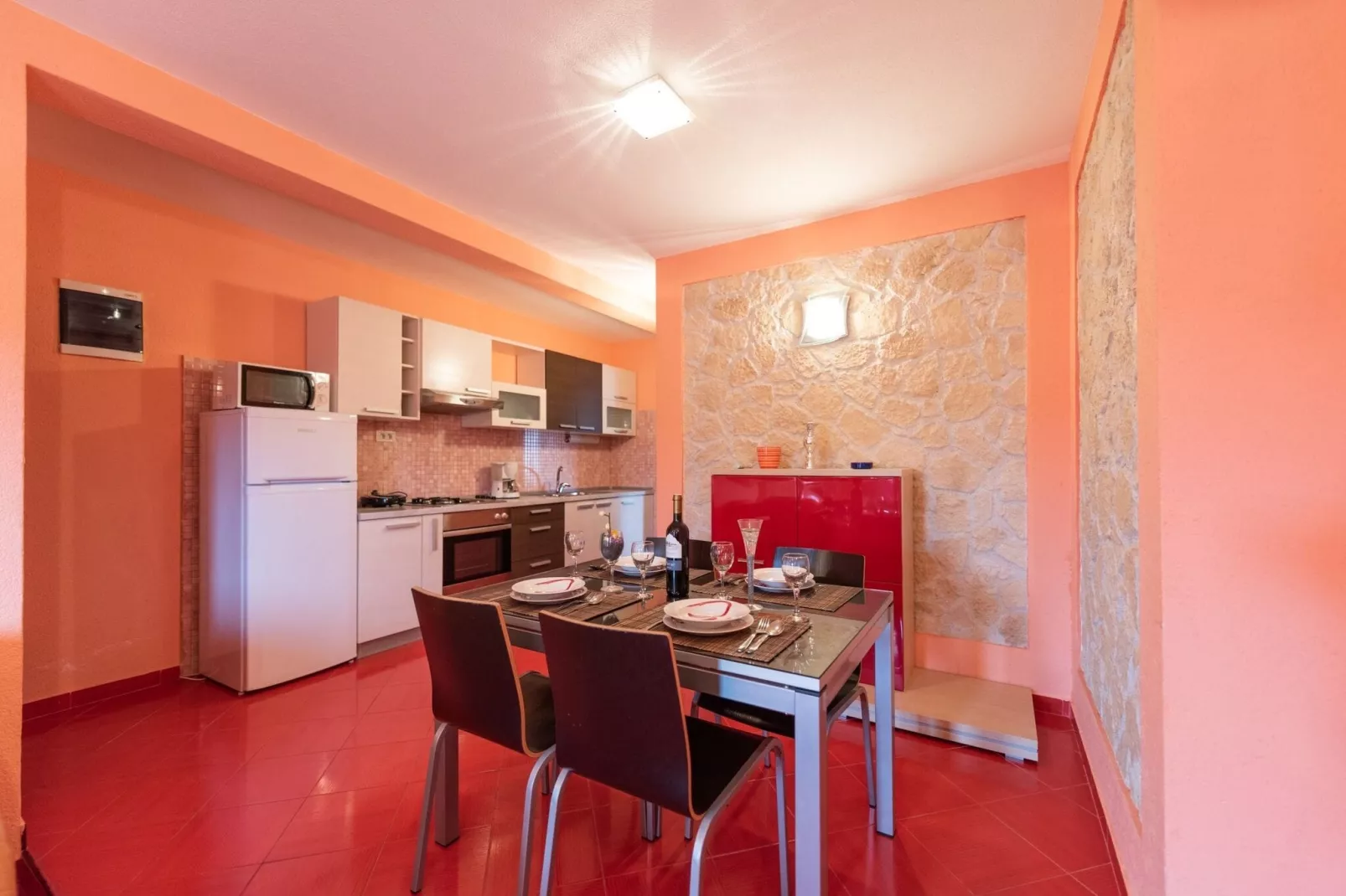 Apartments Karen - One Bedroom Apartment with Balcony (A2)-Esszimmer
