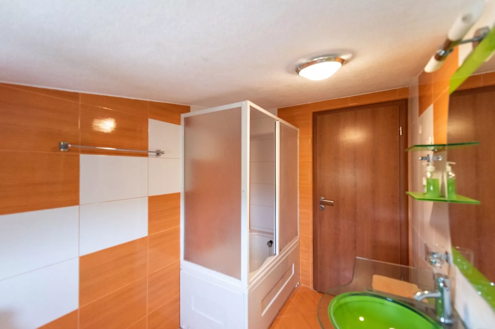 Apartments Karen - Standard One Bedroom Apartment with Balcony (A3)-Badezimmer