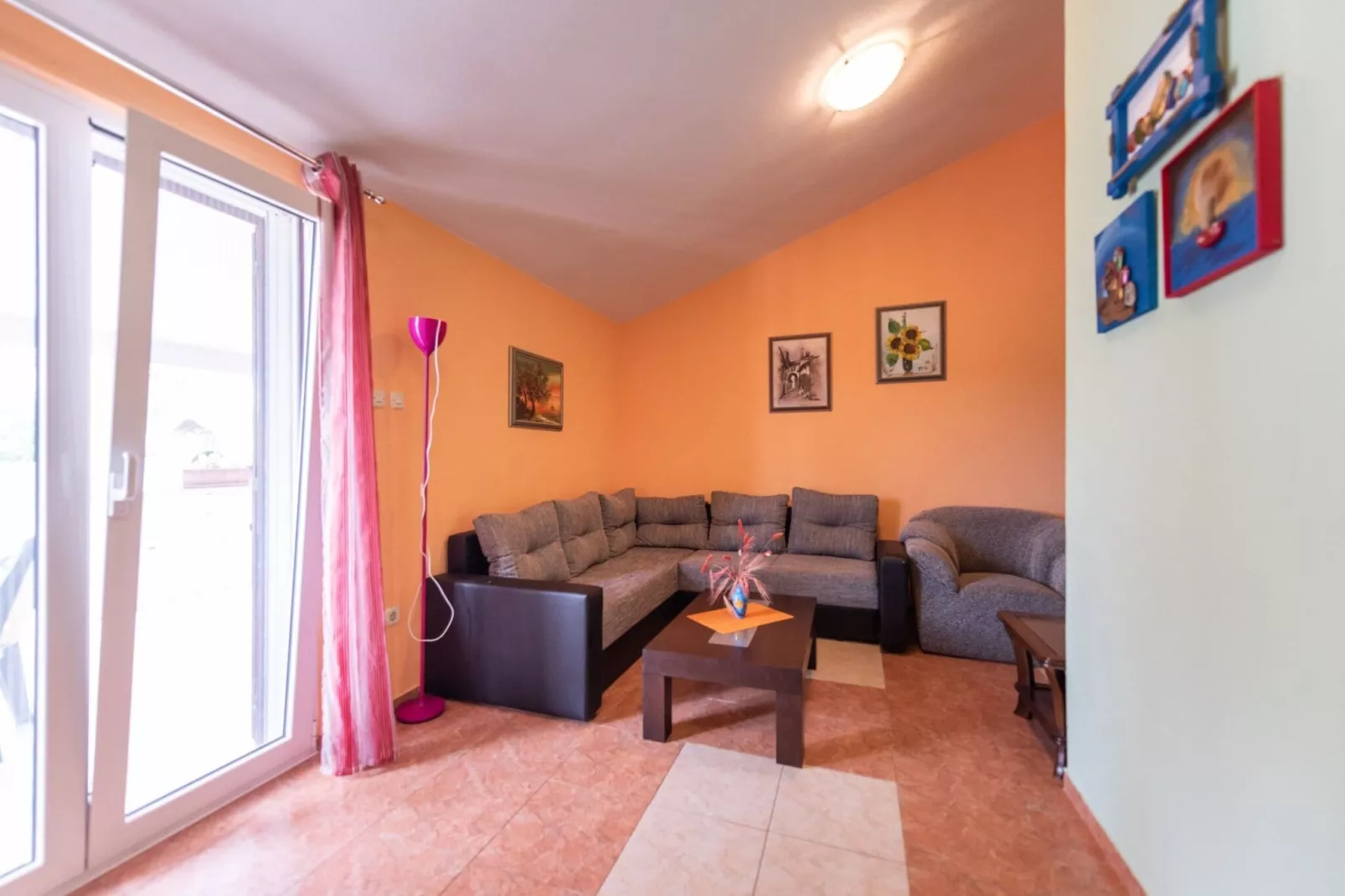 Apartments Karen - Three Bedroom Apartment with Terrace (A5)-Salon