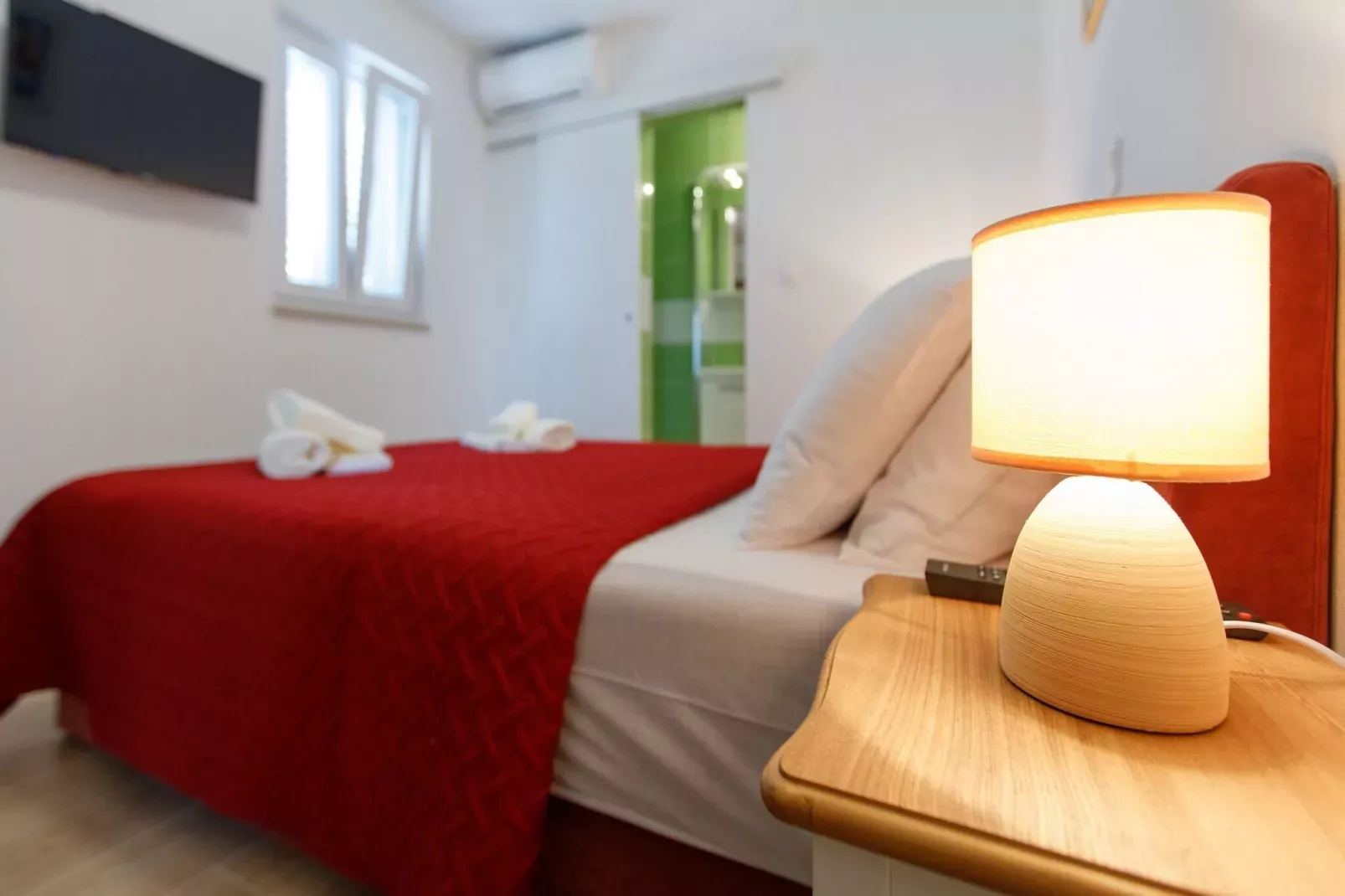 Villa Balarin - Five Bedroom Holiday Home with Terrace and City View-Schlafzimmer