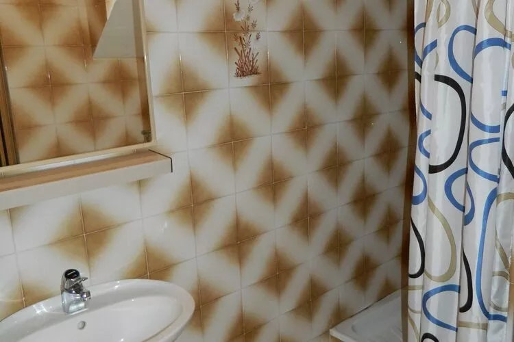 Villa Elit-Two Bedroom Apartment with Terrace (A2)-Salle de bain
