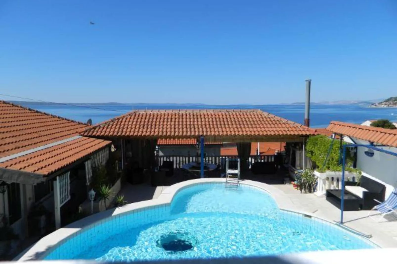 Villa Elit- Three Bedroom Apartment with Sea View Terrace (Penthouse)-Pool