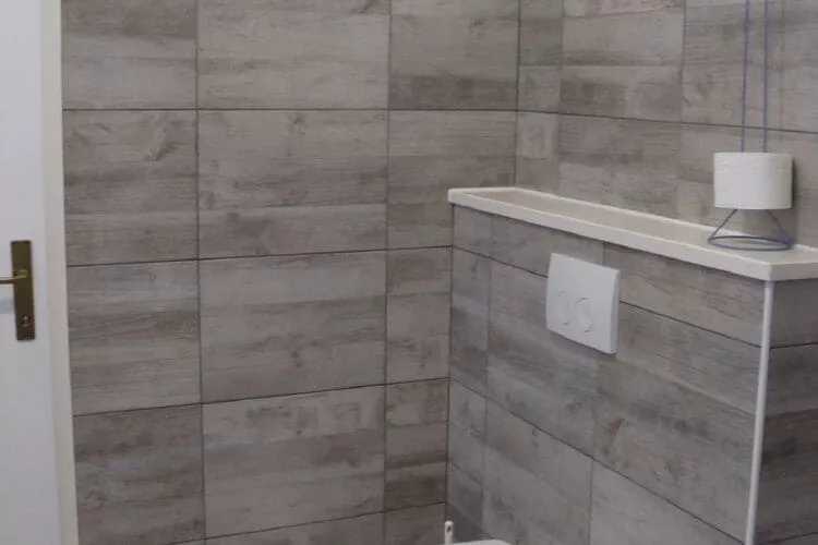 Villa Elit - Comfort Two Bedroom Apartment with Terrace ( A5)-Salle de bain