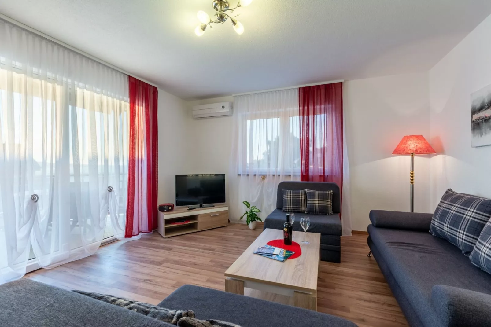 Apartments Palma - Two Bedroom Apartment with Balcony and Sea View  ( Veliki )-Living room