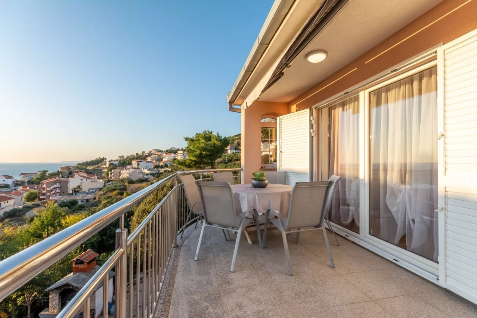 Apartments Palma - Two Bedroom Apartment with Balcony and Sea View  ( Veliki )-Terrace balcony
