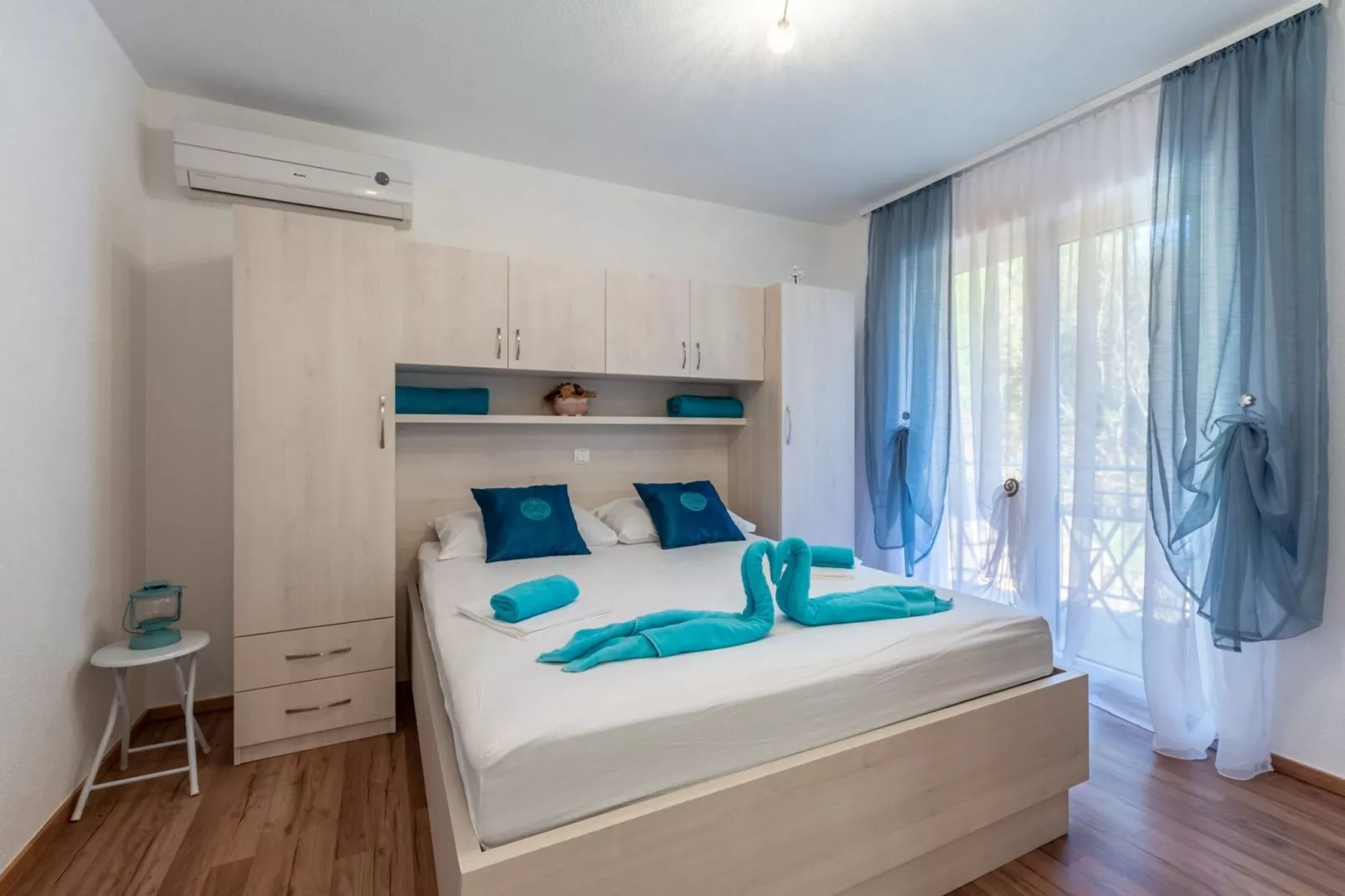 Apartments Palma -Studio with Balcony  and Sea View( Mali )