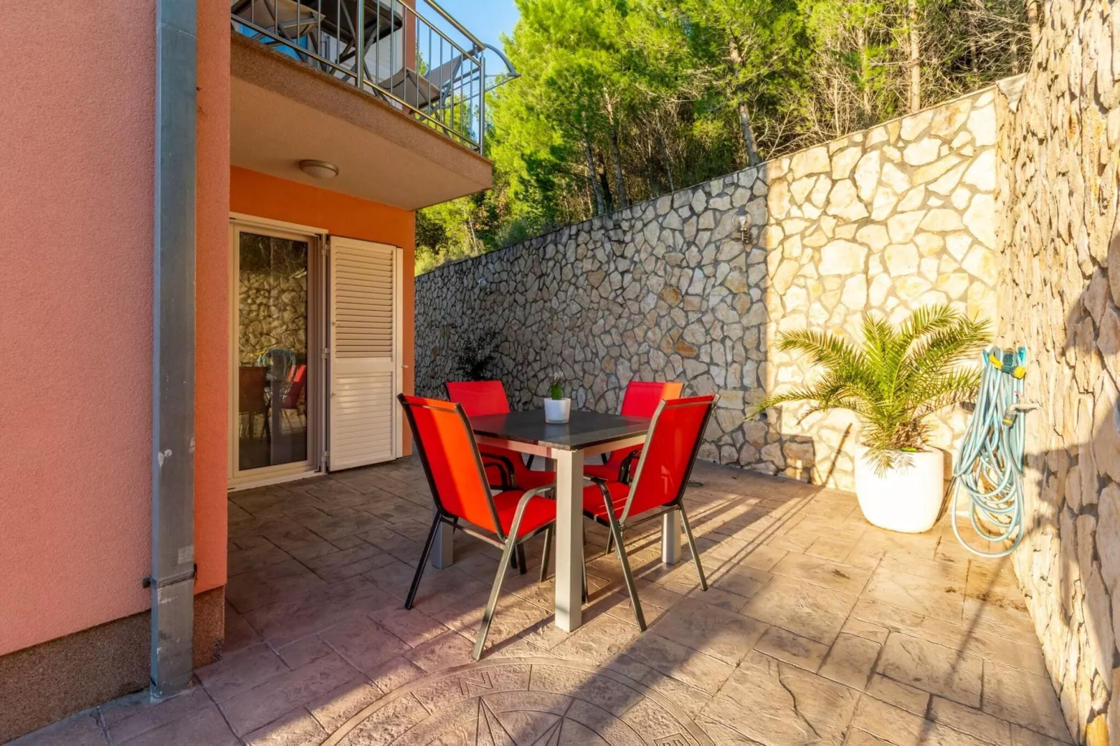Apartments Palma -Studio with Balcony  and Sea View( Mali )-Terrace balcony
