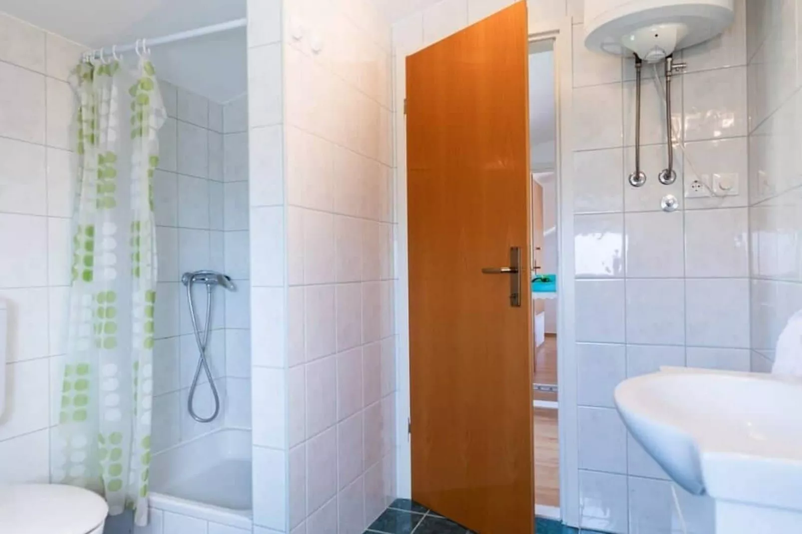 Apartments Fran-Two Bedroom Apartment with Balcony and Sea View ( Fran 2 )-Bathroom