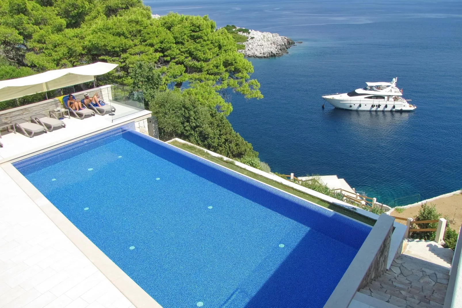 Villa Mirosa-Quadruple Room with Terrace ( 1 )-Schwimmbad
