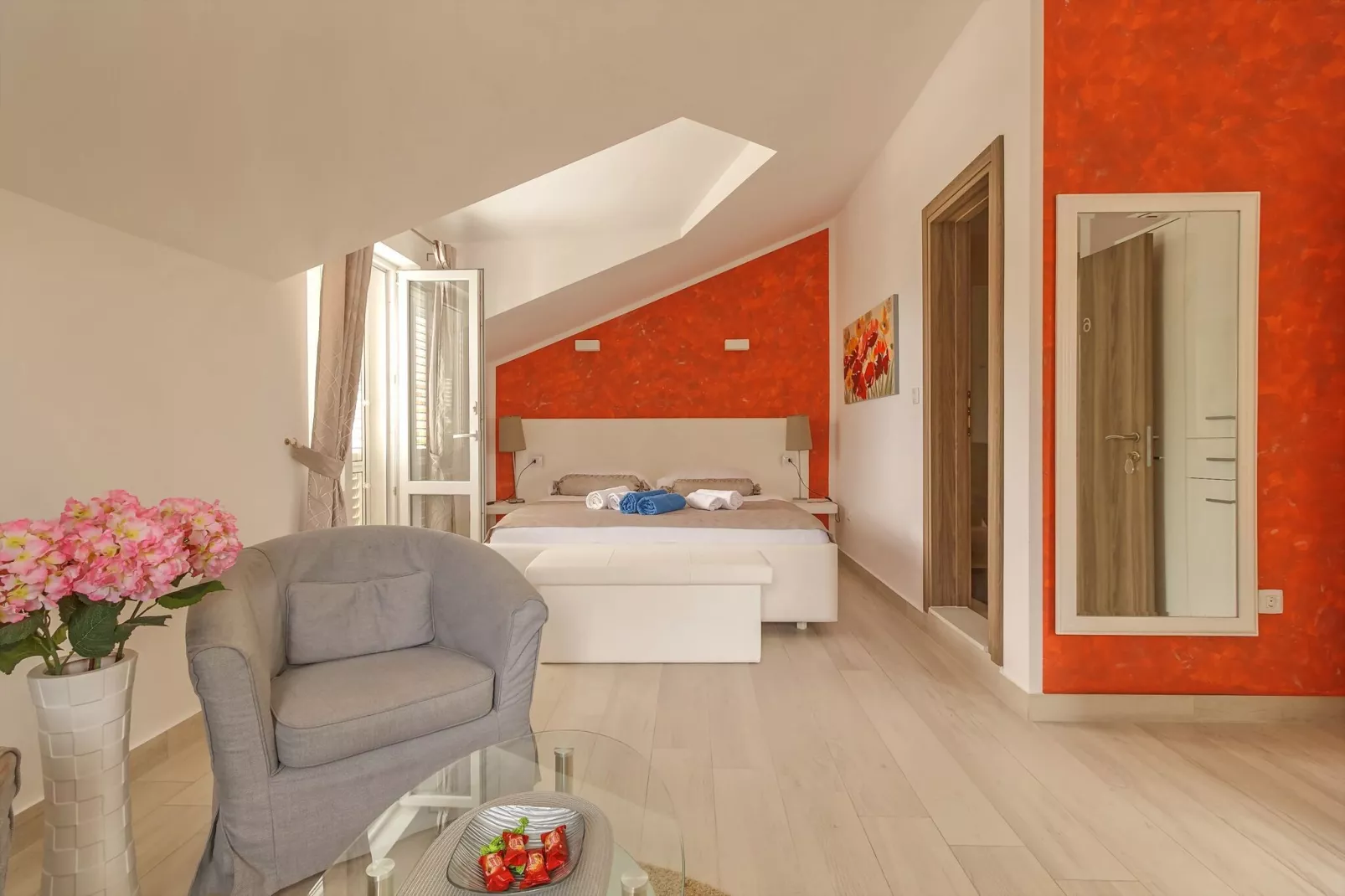 Villa Mirosa-Comfort Triple Room with Balcony and Sea View ( 6 )-Bedroom