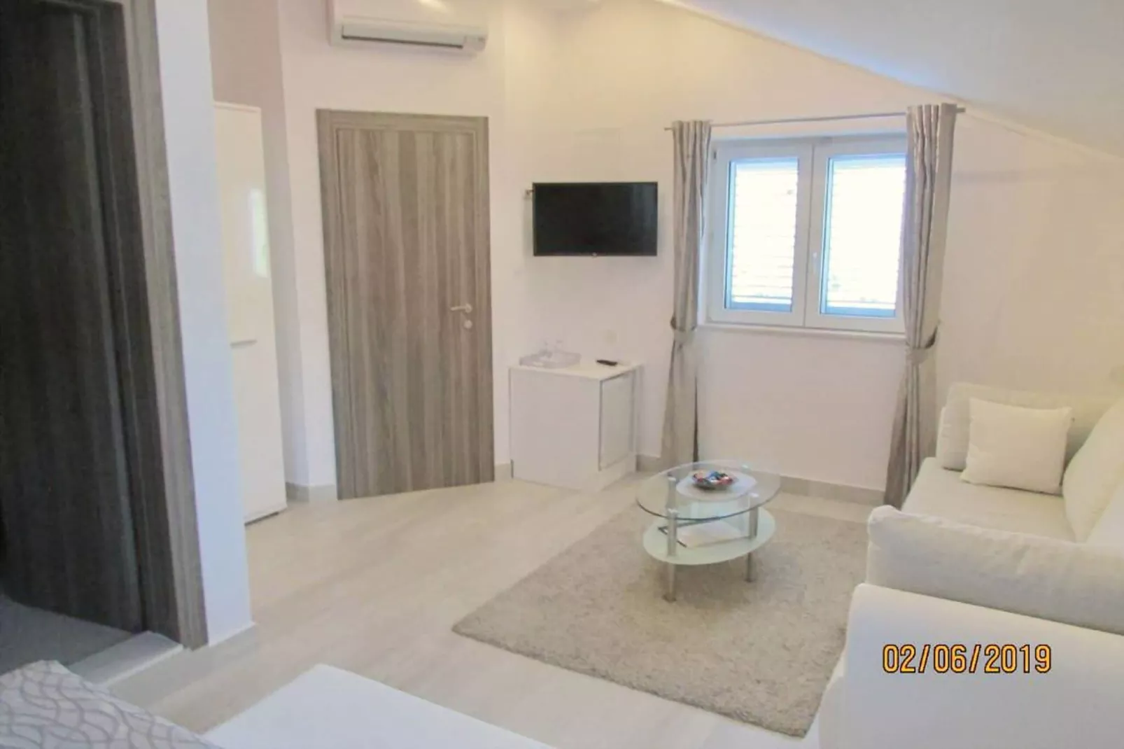 Villa Mirosa-Double Room with Forest View ( 7 )-Innen
