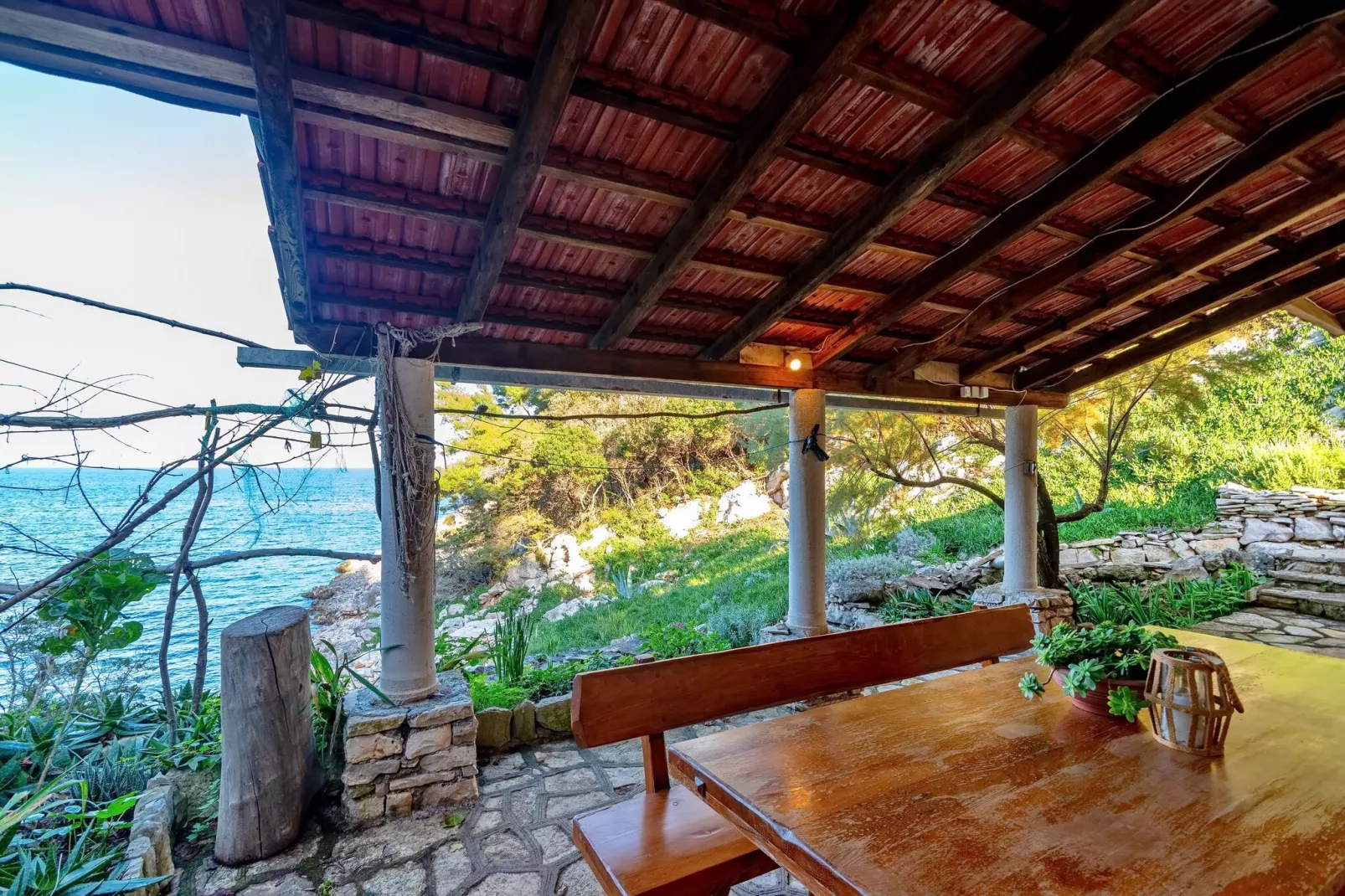 House Hidden Bay-One Bedroom Cottage with Terrace ans Sea View-Terrasse