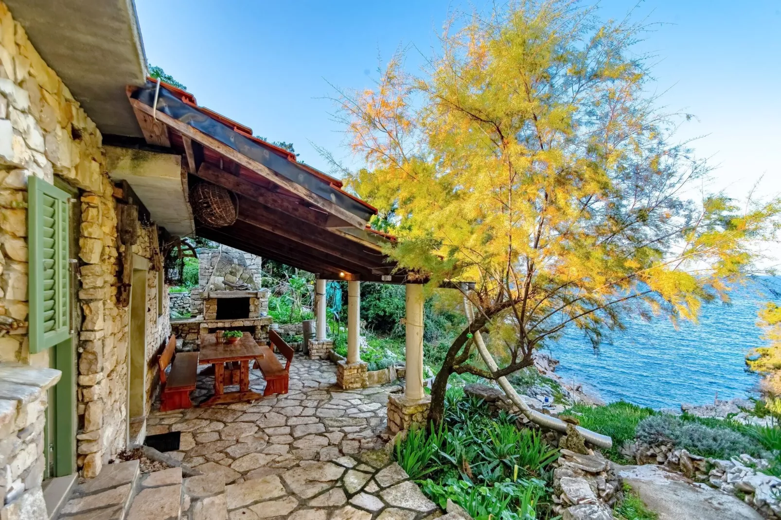 House Hidden Bay-One Bedroom Cottage with Terrace ans Sea View-Terrasse