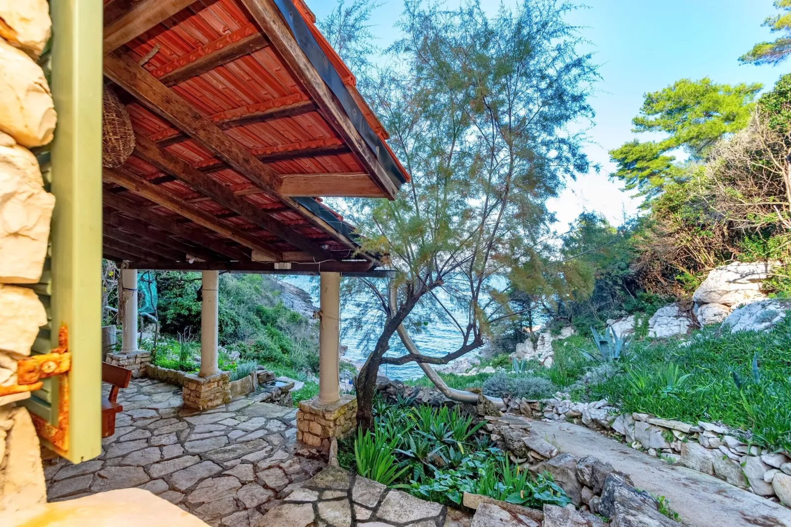 House Hidden Bay-One Bedroom Cottage with Terrace ans Sea View-Extérieur