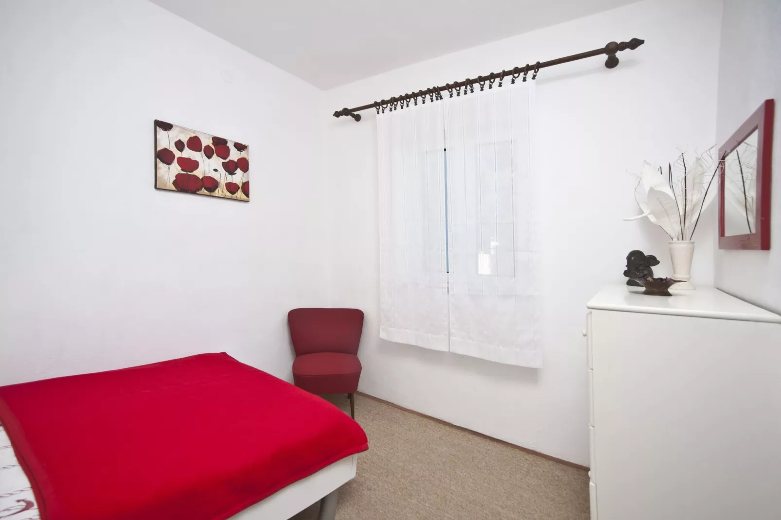 Holiday home  Ingrid - Four Bedroom Holiday Home with Pool-Chambre