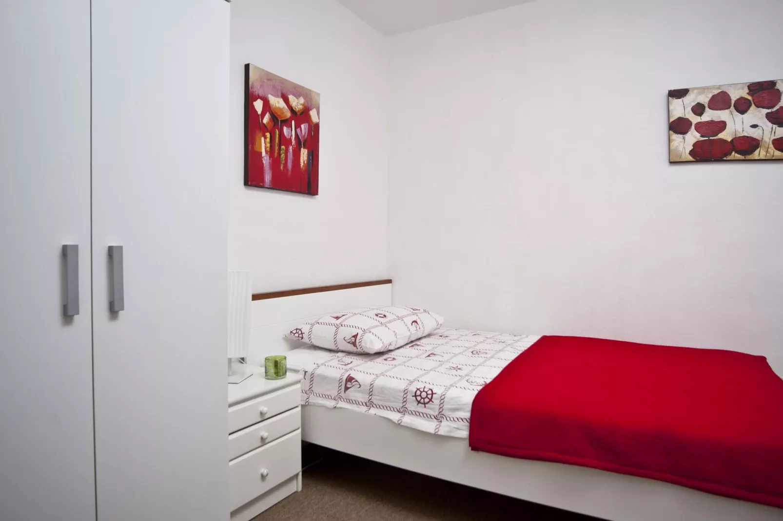Holiday home  Ingrid - Four Bedroom Holiday Home with Pool-Chambre