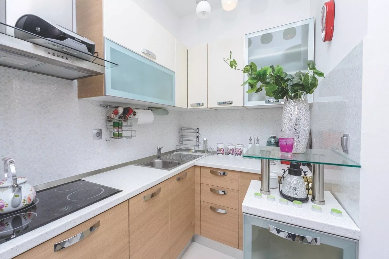 Apartment Viva la Vita - Two-Bedroom Apartment with Shared Pool-Kitchen