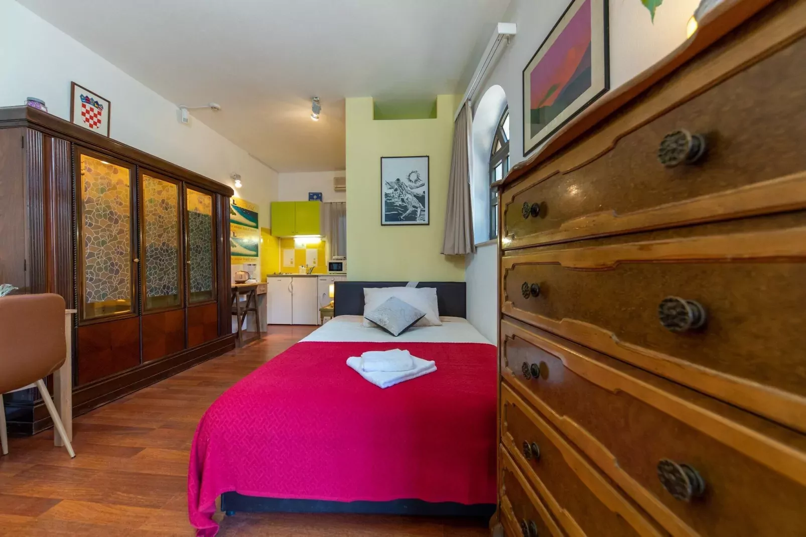 Apartments Studio Dubrovnik Beach Area- Comfort Studio Apartment-Bedroom