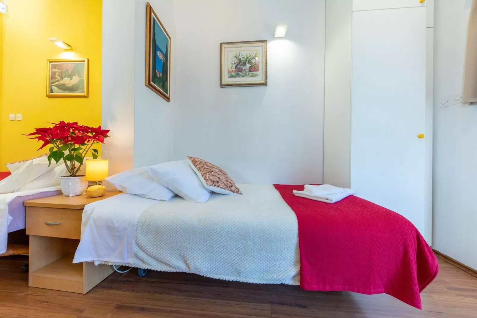Apartments Studio Dubrovnik Beach Area-Studio Apartment-Bedroom