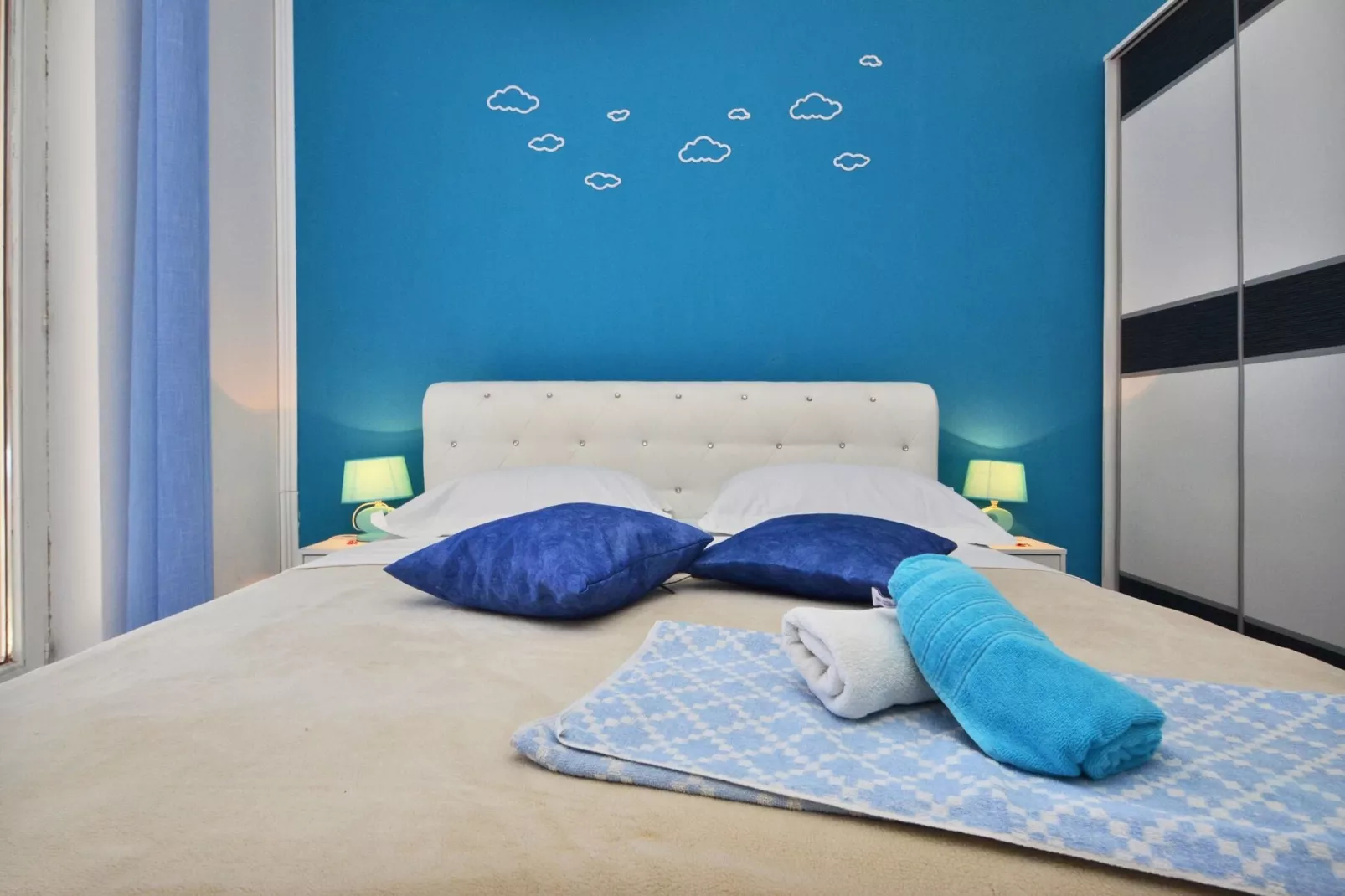 LaidBack Apartments - Standard One Bedroom Apartment with Balcony and Sea View (Azur)-Bedroom