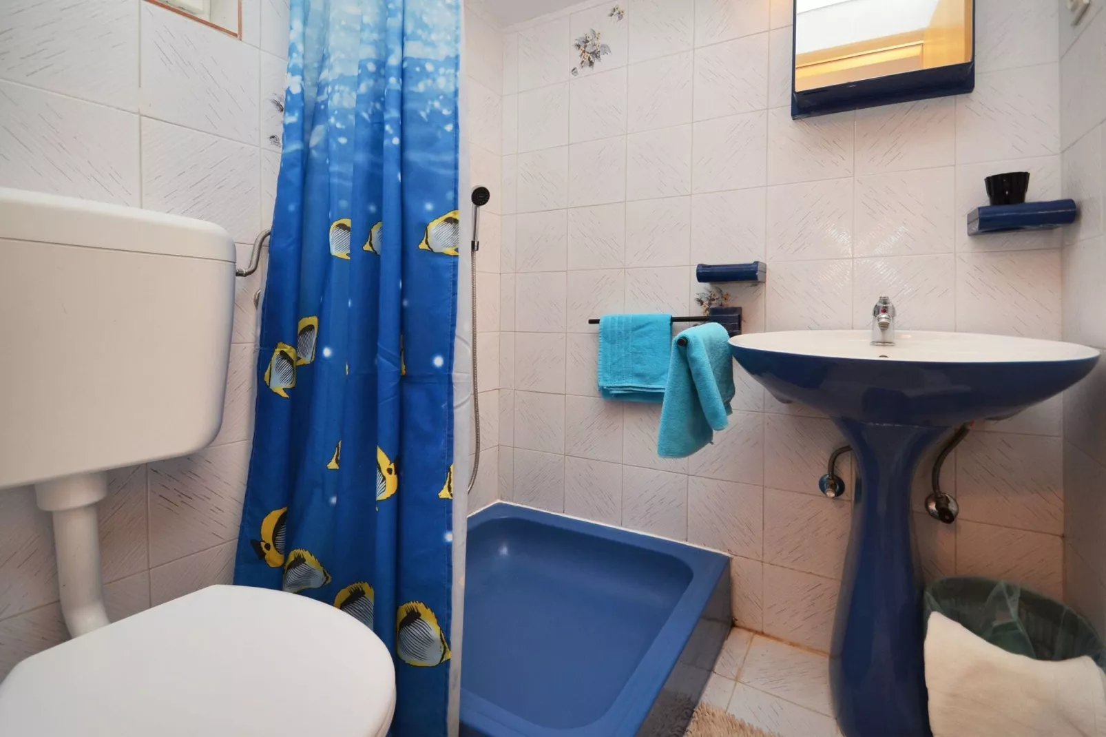 LaidBack Apartments - Standard One Bedroom Apartment with Balcony and Sea View (Azur)-Bathroom