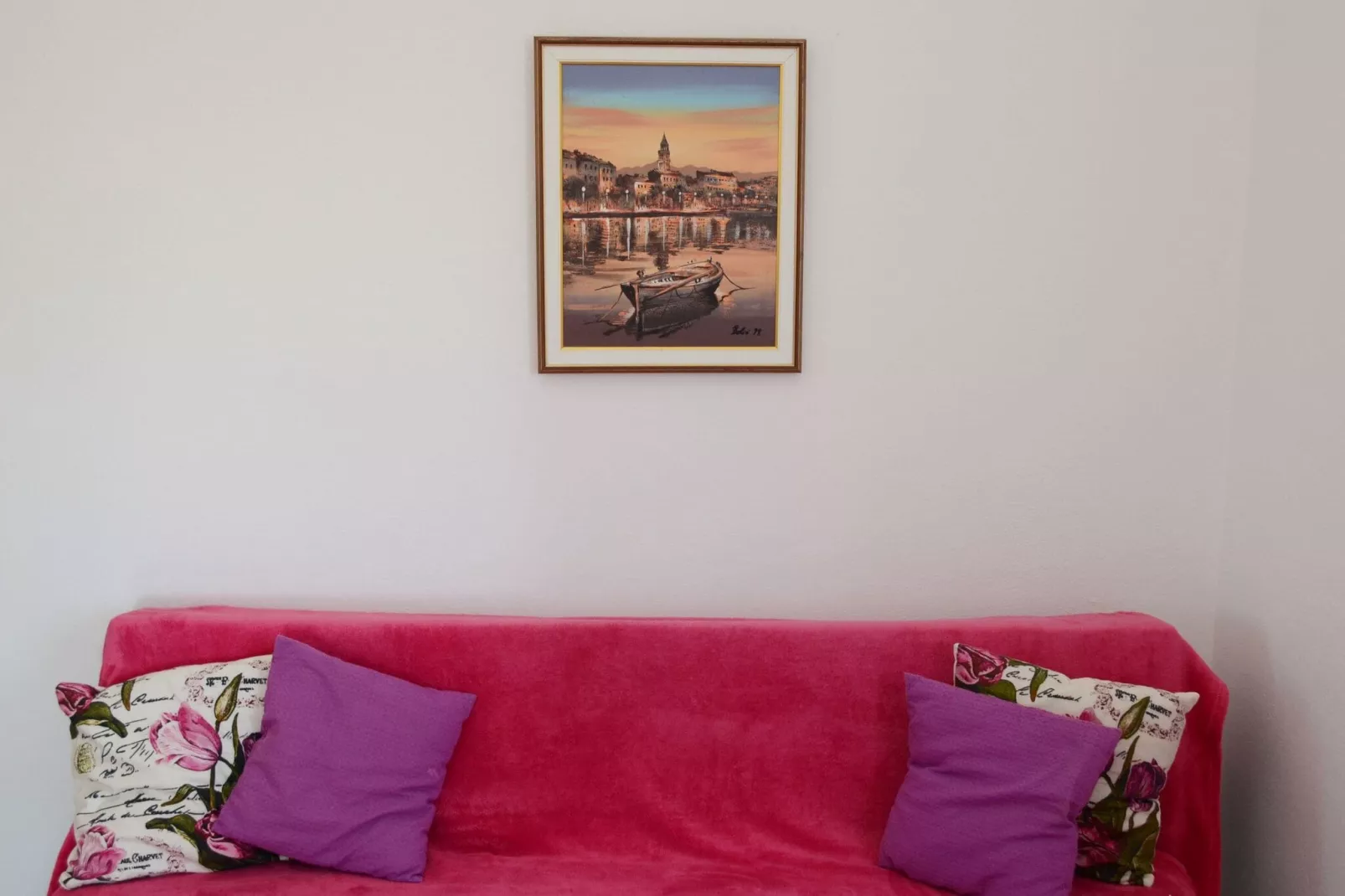 LaidBack Apartments - One Bedroom Apartment with Balcony and Sea View (Lavander)-Living room
