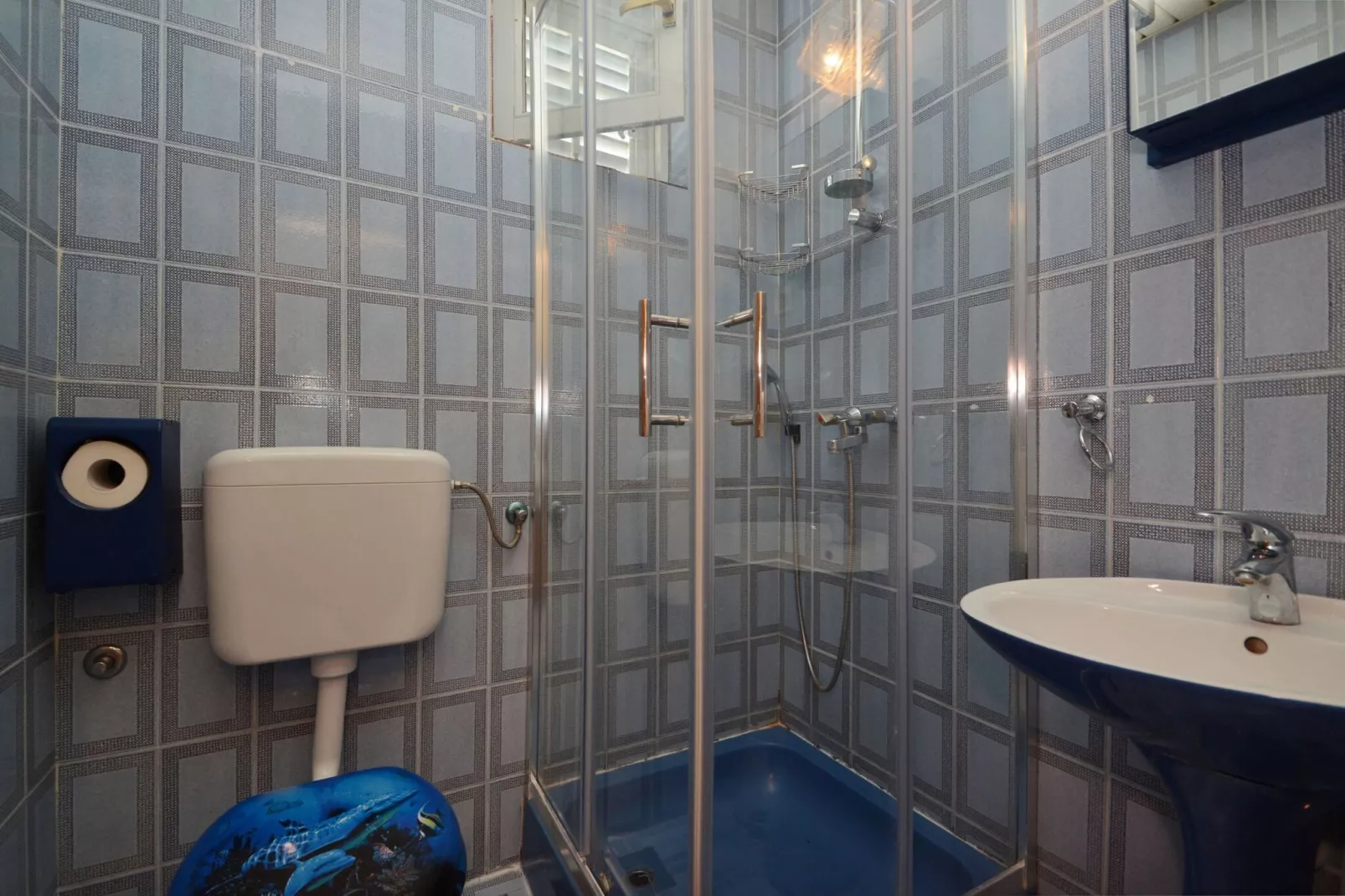 LaidBack Apartments - One Bedroom Apartment with Balcony and Sea View (Lavander)-Bathroom
