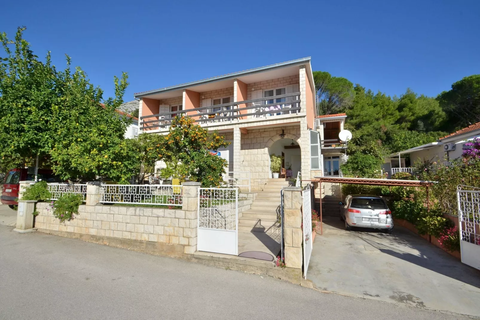 LaidBack Apartments - One Bedroom Apartment with Balcony and Sea View (Lavander)-Outdoor