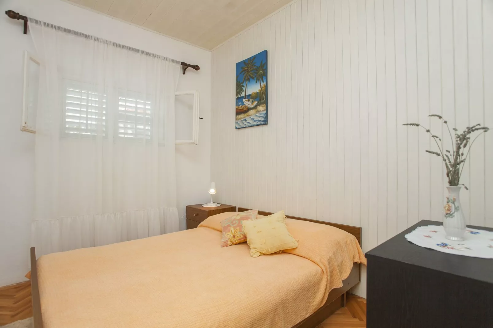 Holiday Home Neda-Three Bedroom Holiday Home with Terrace and Sea View-Chambre