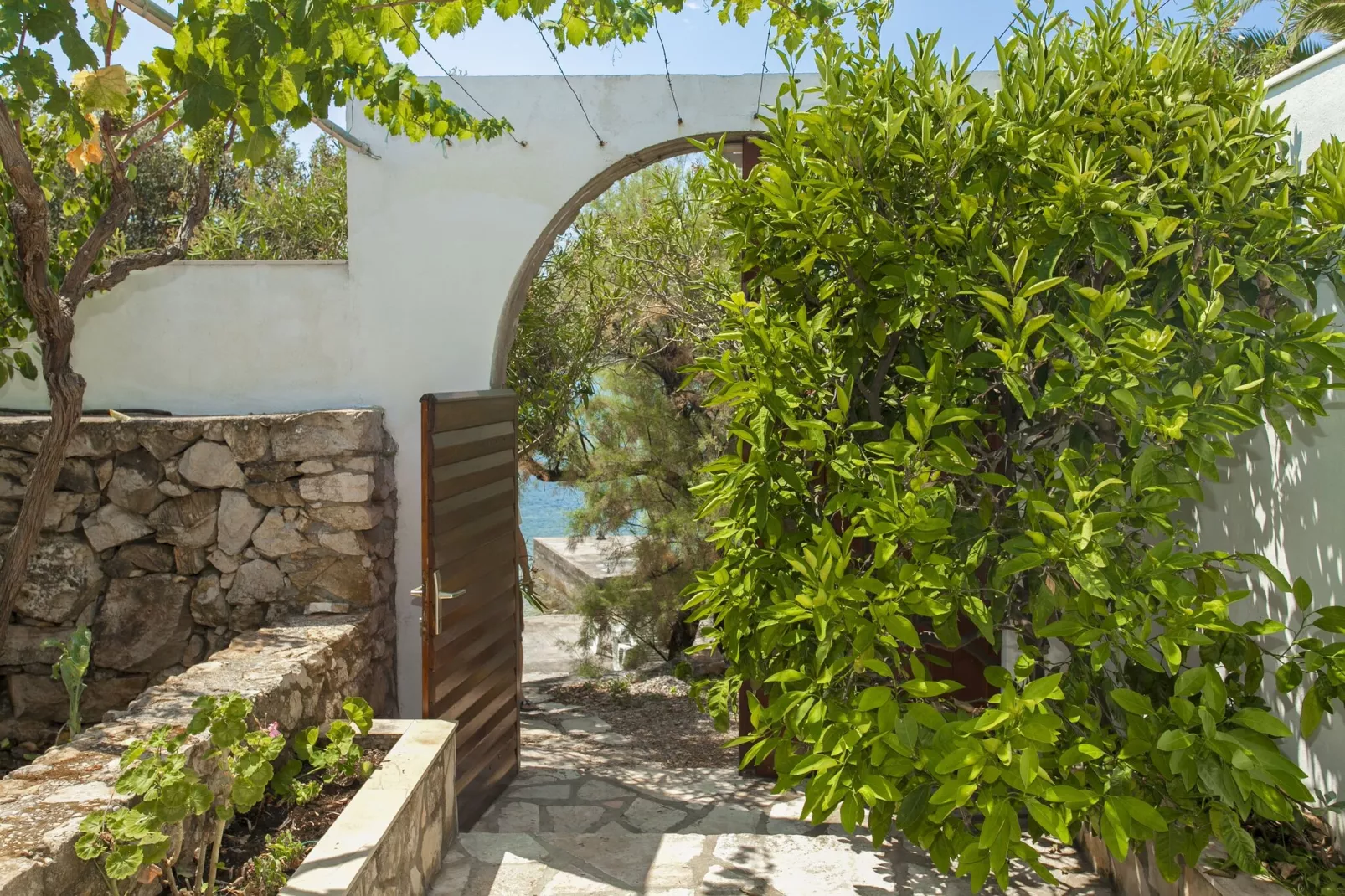 Holiday Home Neda-Three Bedroom Holiday Home with Terrace and Sea View-Extérieur