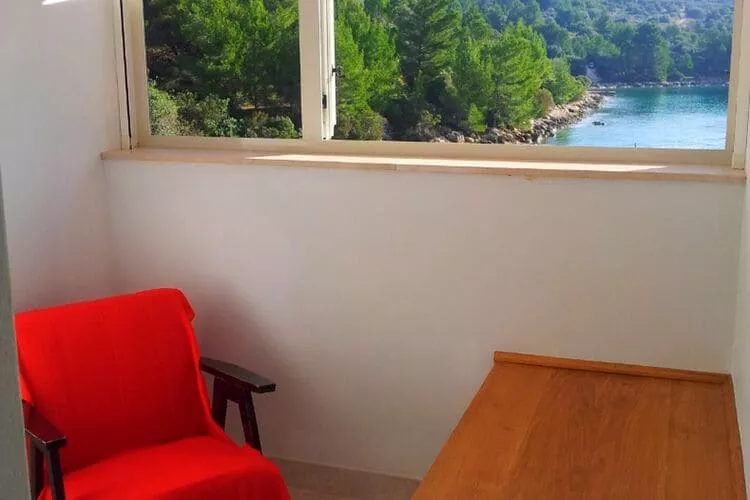 Getaway Beach House-One Bedroom Holiday Home with Terrace and Sea View-Intérieur