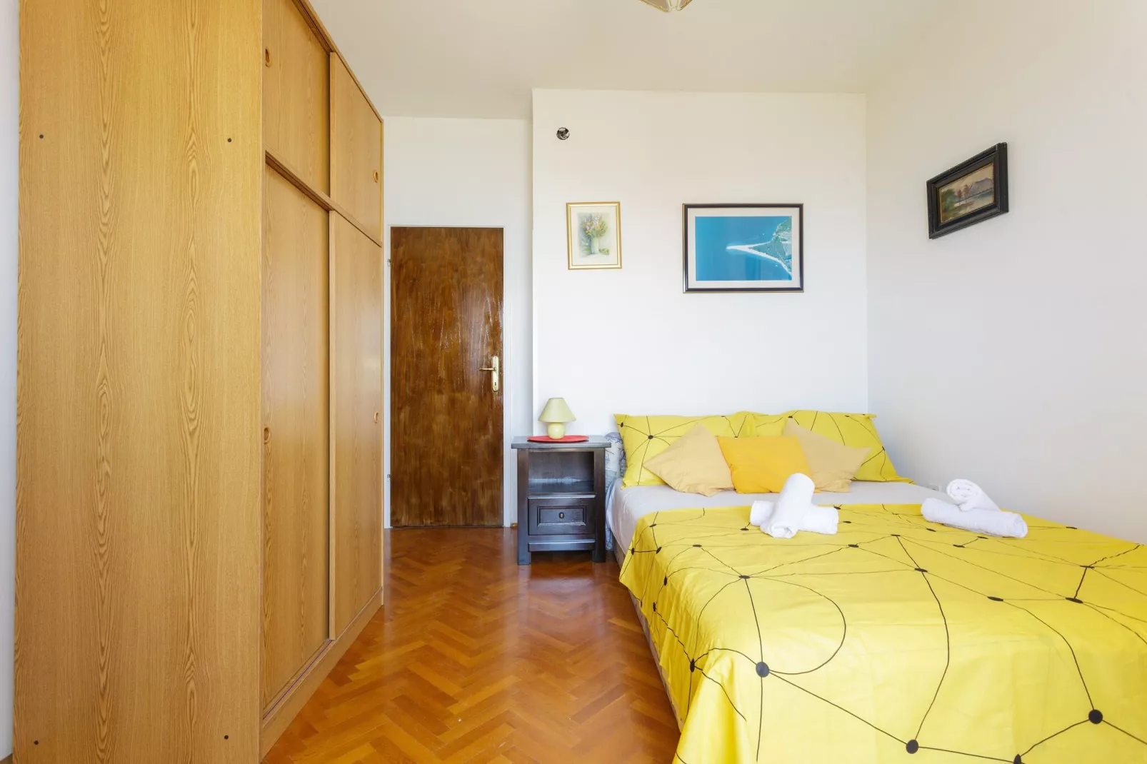 Apartments Sunrise ( Duilovo ) -Three Bedroom Apartment with Sea View  Terrace-Schlafzimmer