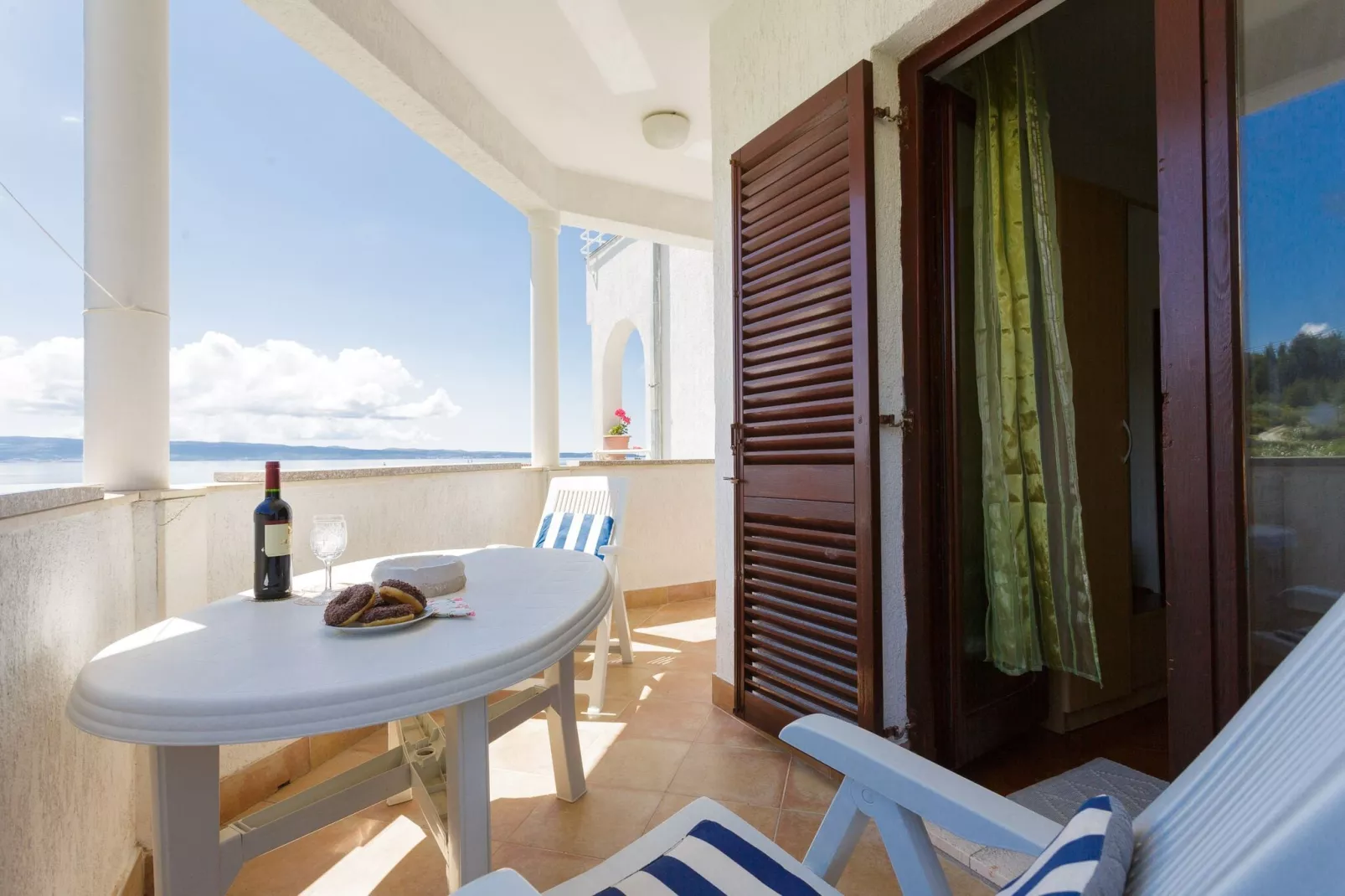 Apartments Sunrise ( Duilovo ) -Three Bedroom Apartment with Sea View  Terrace-Terrassenbalkon