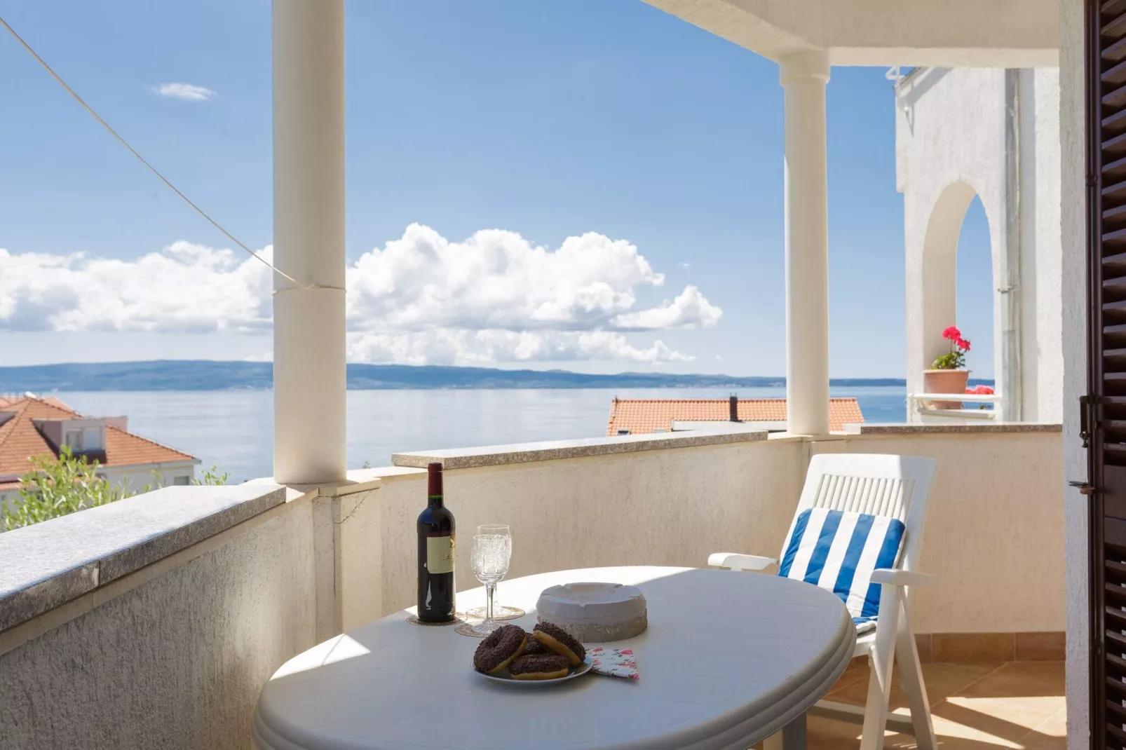 Apartments Sunrise ( Duilovo ) -Three Bedroom Apartment with Sea View  Terrace-Aussicht