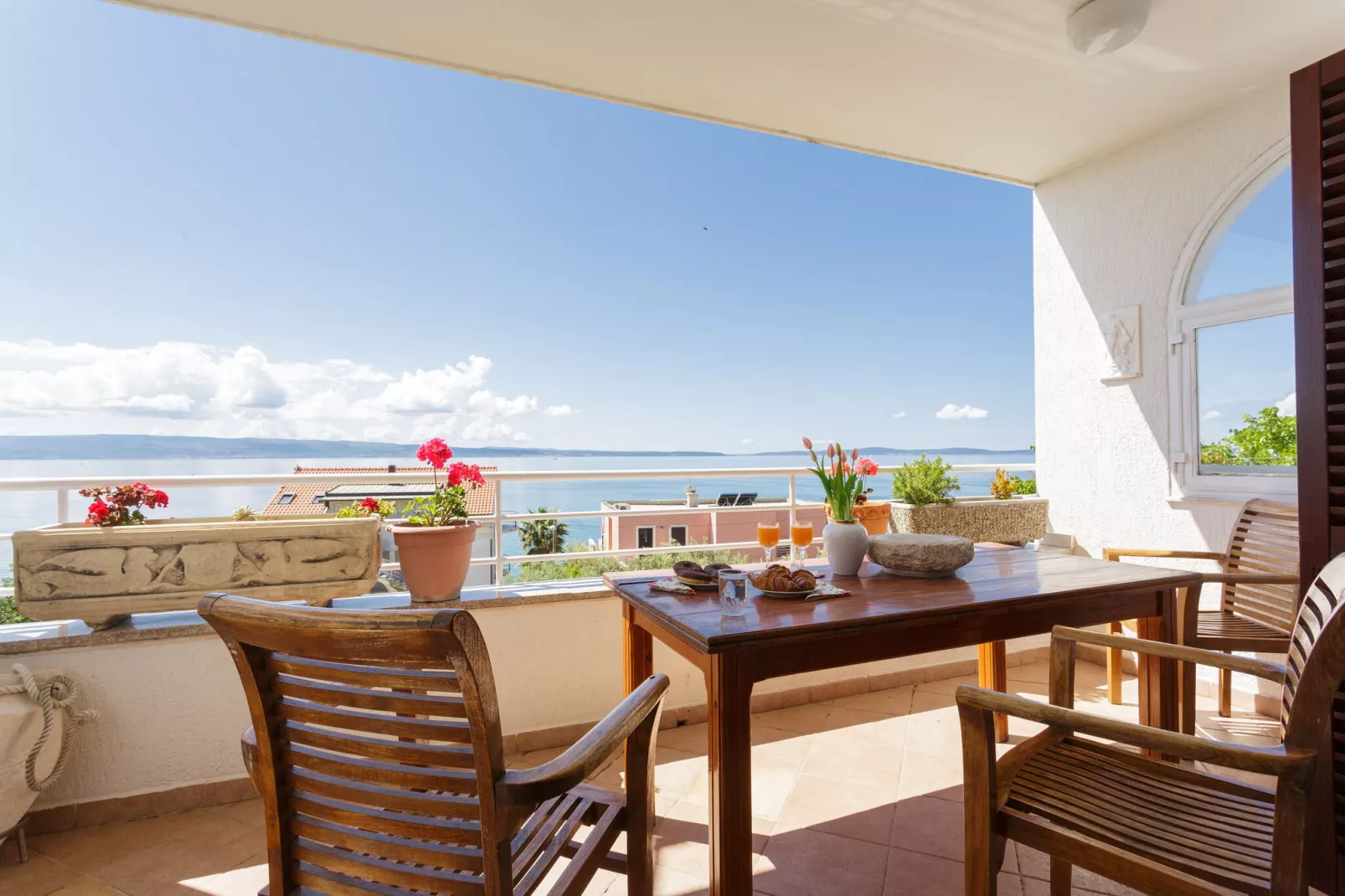 Apartments Sunrise ( Duilovo ) -Three Bedroom Apartment with Sea View  Terrace-Außenbereich