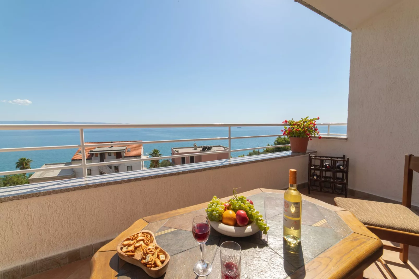Apartments Sunrise ( Duilovo ) -Superior Three Bedroom Apartment with Sea View Terrace-Vue