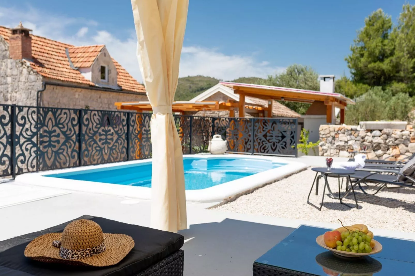 Stone House Prapatna-Two Bedroom Holiday Home with Swimming Pool-Terrace