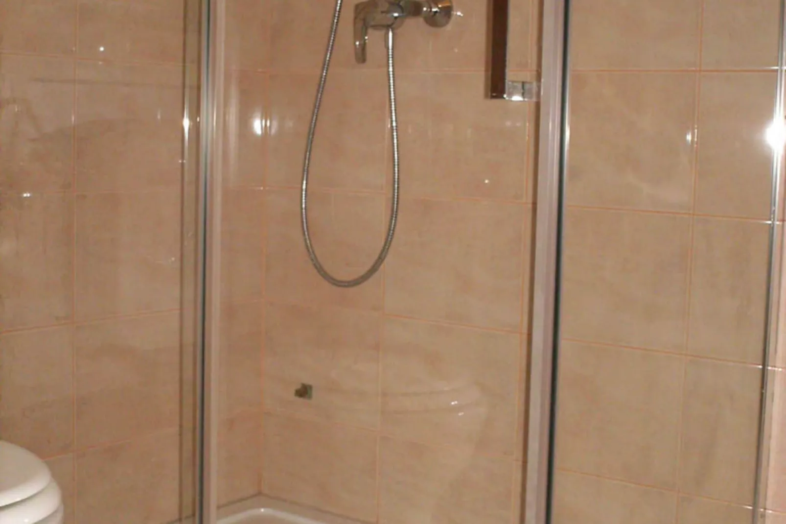 Apartment Luna - One Bedroom Apartment with Terrace and Sea View (Molunat)-Bathroom