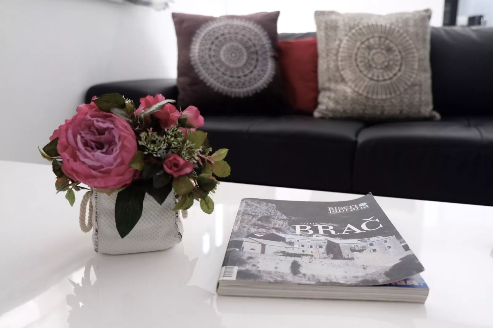 Villa Tonika -Two Bedroom Apartment with Terrace ( A1 )-Salon