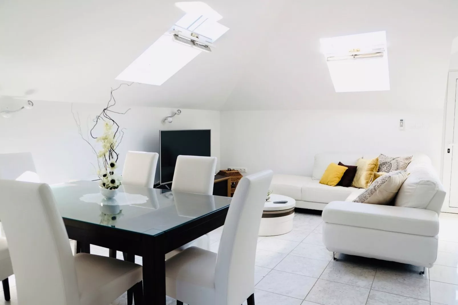 Villa Tonika -Two Bedroom Apartment with Terrace ( A2 )-Salon