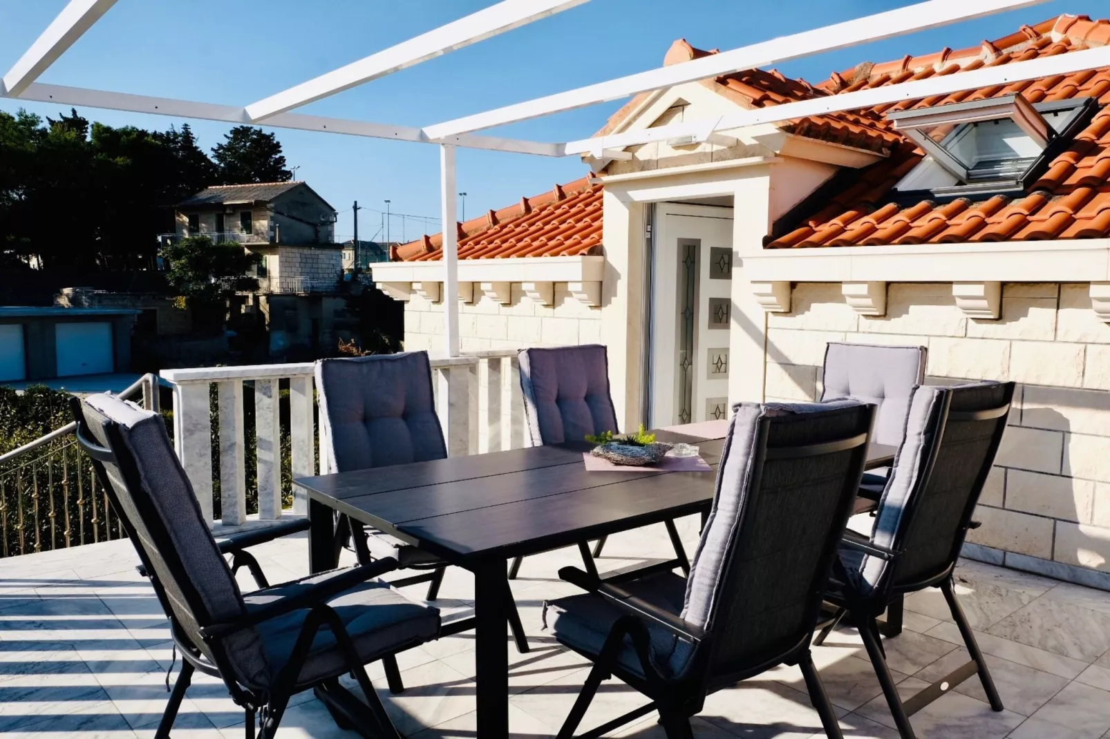 Villa Tonika -Two Bedroom Apartment with Terrace ( A2 )-Terrasse