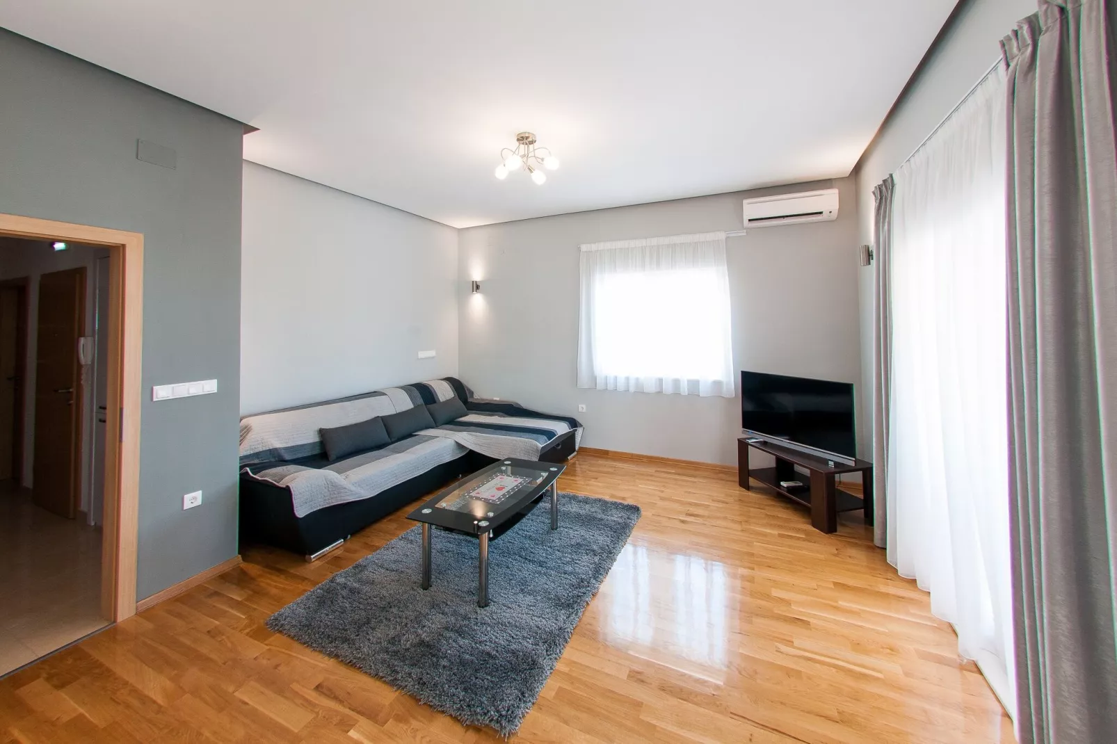 Apartments Anita-Luxury Three Bedroom Apartment with Terrace-Salon