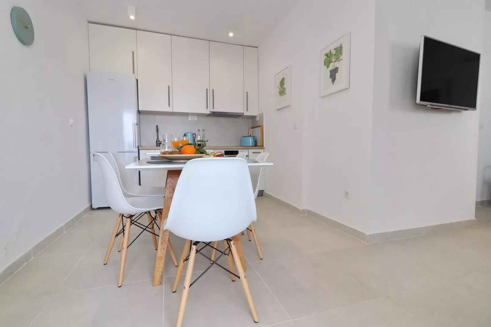 Holiday Home Rosemary-Three Bedroom Holiday Home with Terrace and Partial Sea View-Salle à manger
