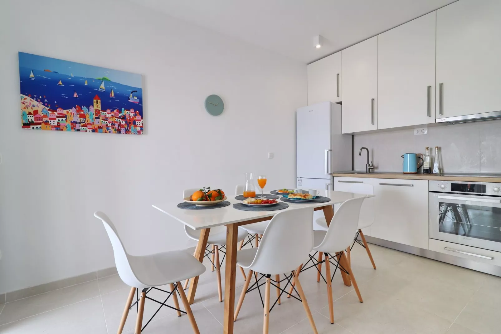 Holiday Home Rosemary-Three Bedroom Holiday Home with Terrace and Partial Sea View-Cuisine