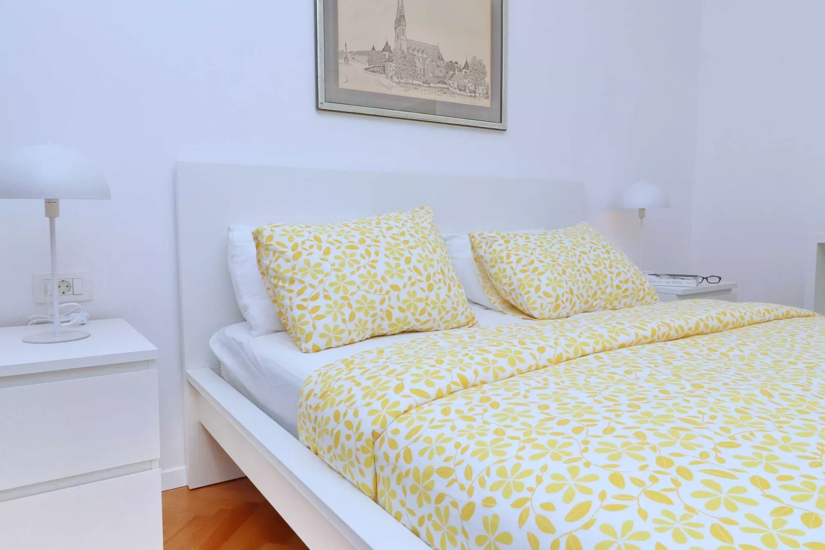 Holiday Home Rosemary-Three Bedroom Holiday Home with Terrace and Partial Sea View-Chambre