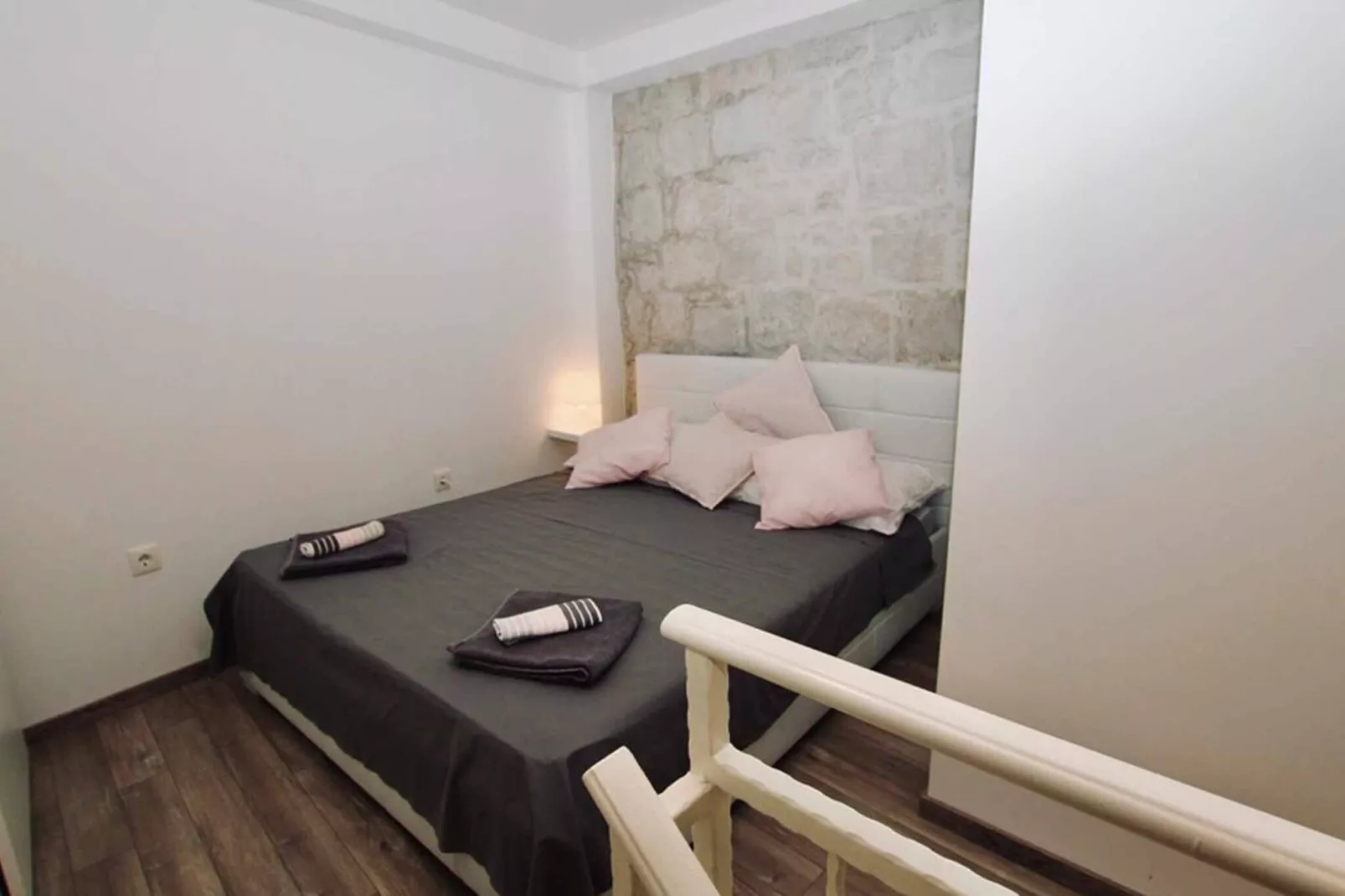 Dalmatian White Shell Apartment- Two Bedroom Apartment-Bedroom
