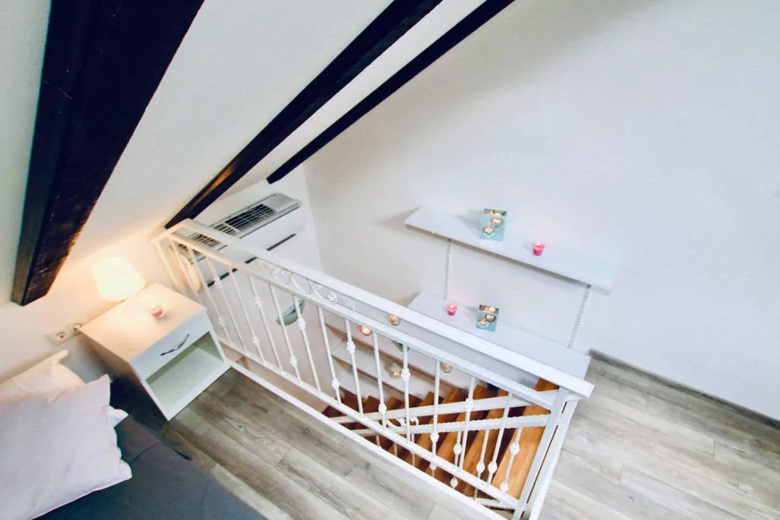 Dalmatian White Shell Apartment- Two Bedroom Apartment-Indoor