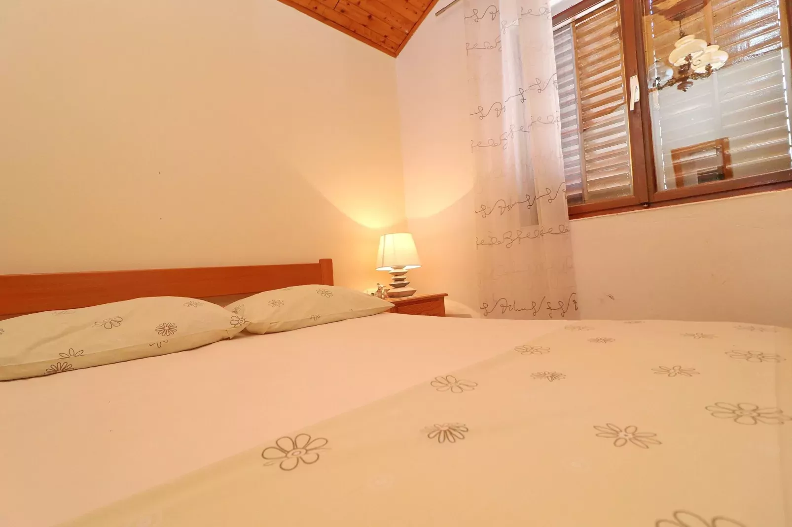 Apartments Peselj-One Bedroom Apartment with Balcony and Sea View ( 2 )-Bedroom